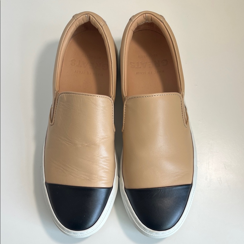 Greats Women's Beige and Black Slip-On Sneakers